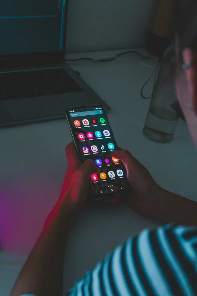 Using a smartphone in China